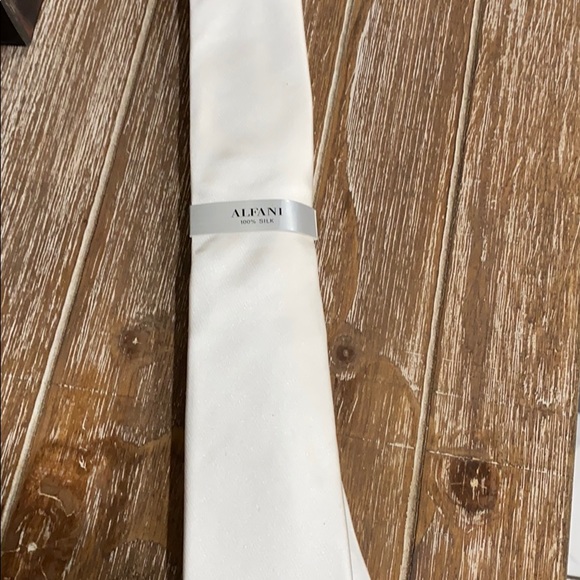 Alfani
Men's Solid - Picture 5 of 5